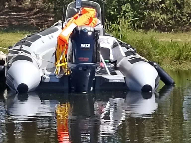 Location bateau Adventure VESTA 550 à Port Leucate sur Samboat
