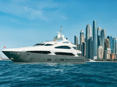 Ein Azimut Freedom mieten in Dubaï harbour