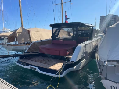 Location bateau Cannes pas cher Cranchi A 46