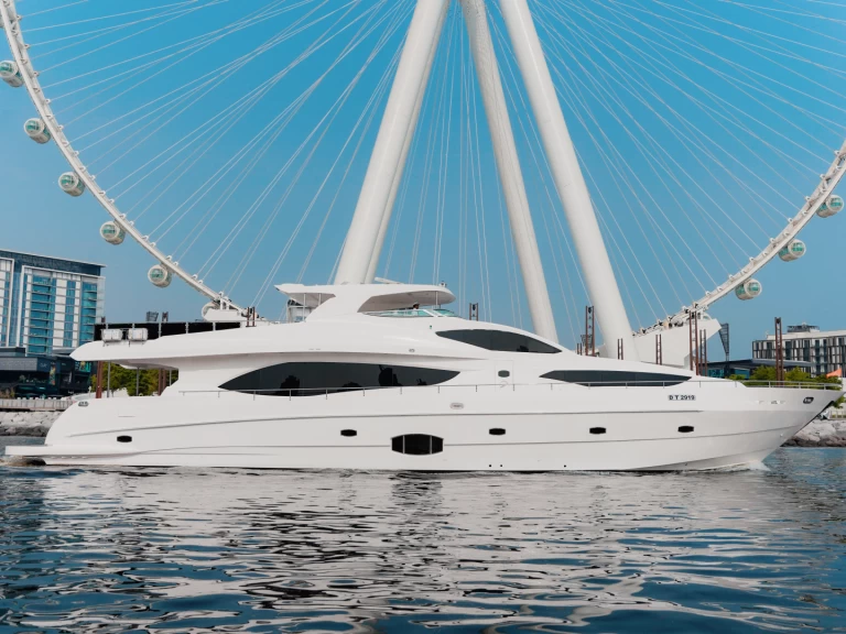 Louer Yacht avec ou sans skipper Sunseeker à Dubaï harbour