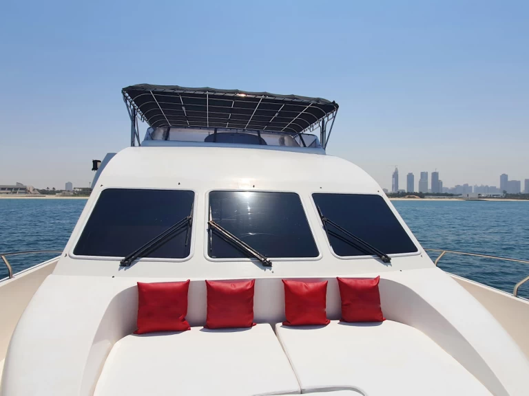 Location à Dubaï harbour - Sunseeker Aura sur SamBoat