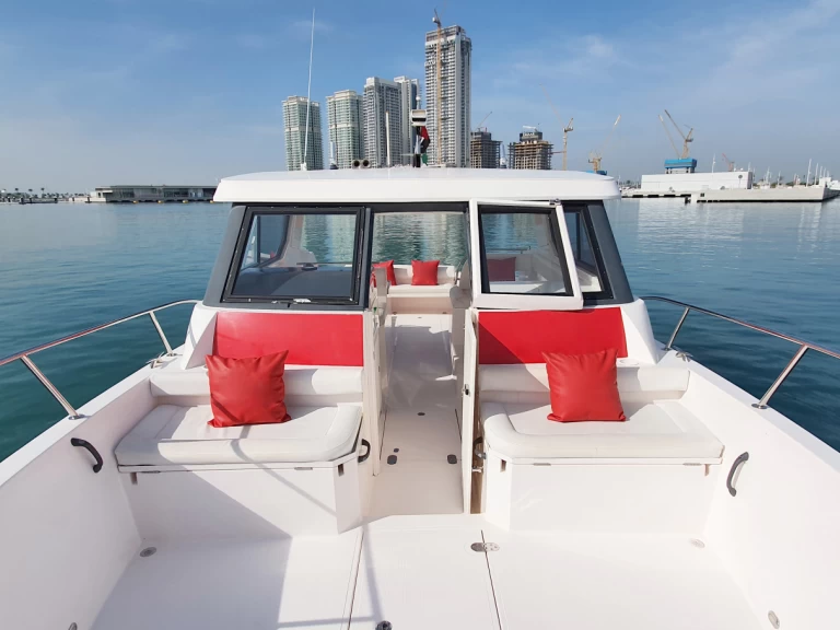 Sea Ray X13 a louer à Dubaï harbour
