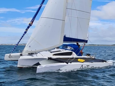 Louez un ASTUS BOATS ASTUS 26.5 à La Trinité-sur-Mer