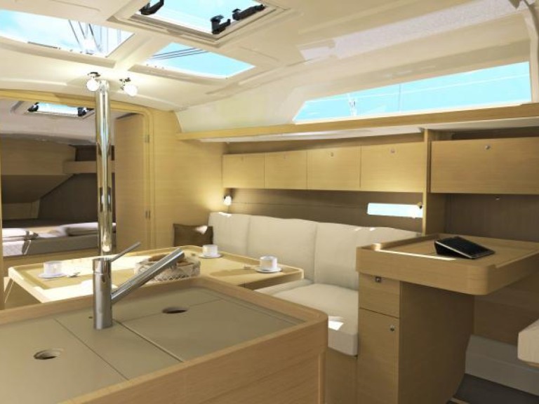 Location bateau Dufour Dufour 350 Grand Large à Marseille sur Samboat