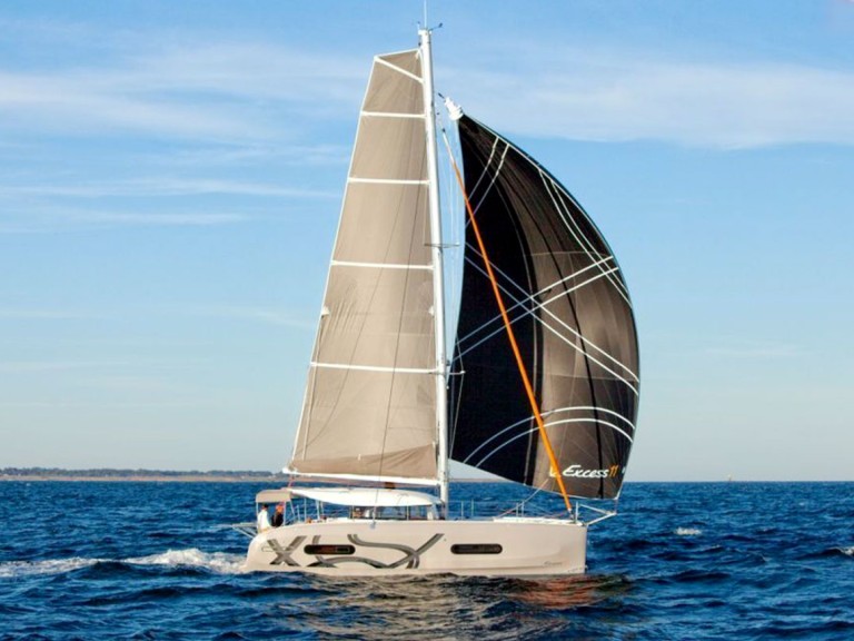 Louez un EXCESS 11 GWALARN EXCESS 11 GWALARN à La Trinité-sur-Mer