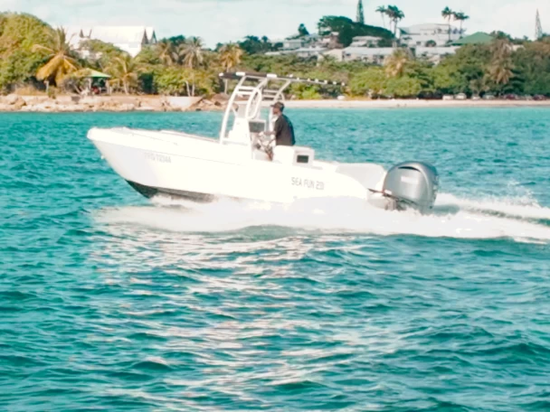 Louez un Forboat Forbin 23 à Le Gosier