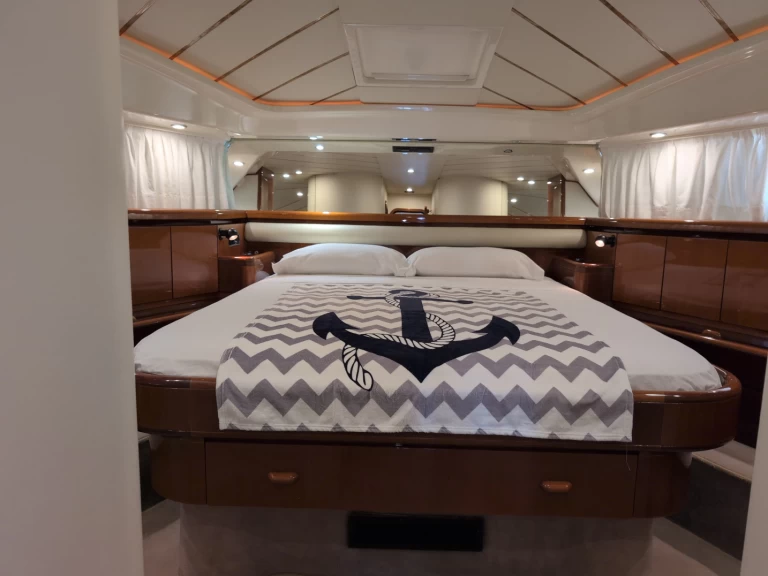 Location Bateau à moteur à Cádiz - Ferretti 175 Fly