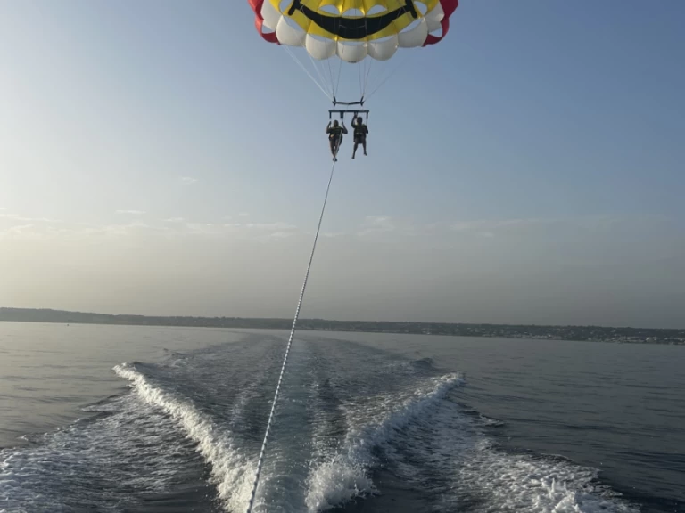 Location bateau Mercan Parasailing 28 à Torre Vado sur Samboat