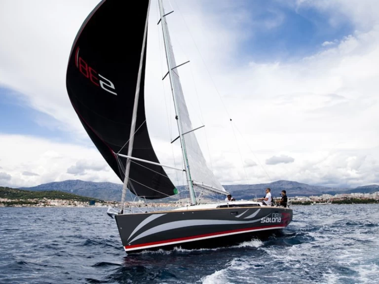Location bateau Salona Salona 38 à Kaštela sur Samboat
