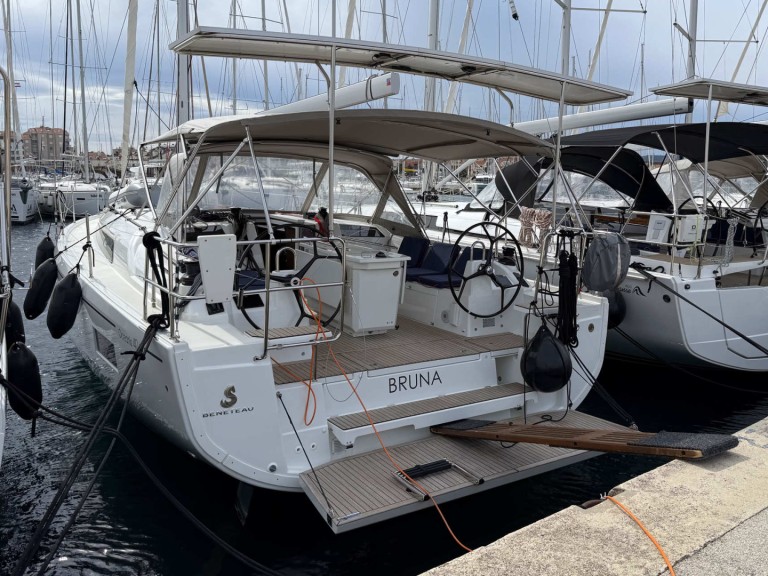 Location à Biograd na Moru - Bénéteau Oceanis 40.1 sur SamBoat