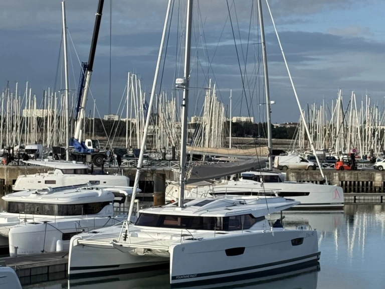 Louez un Fountaine Pajot Elba 45 à Road Town