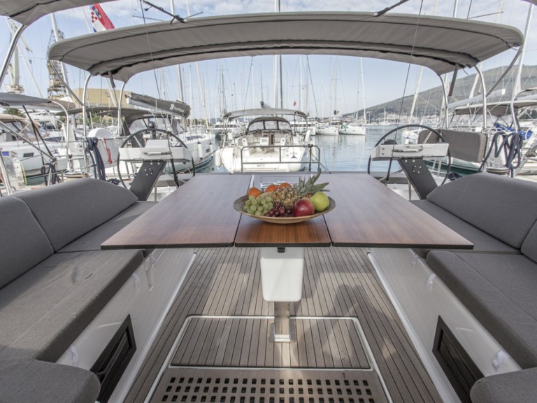 Louer Voilier avec ou sans skipper Dufour à Préveza