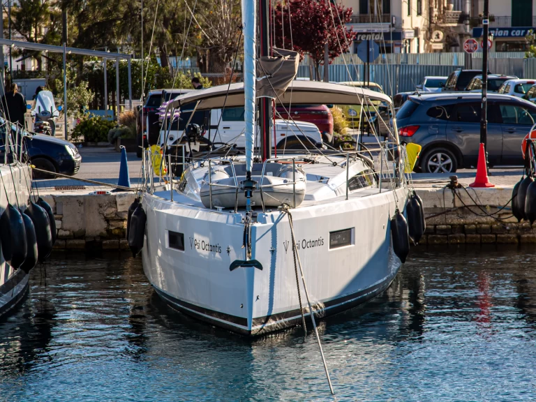 Louez un Jeanneau Sun Odyssey 410 à Préveza
