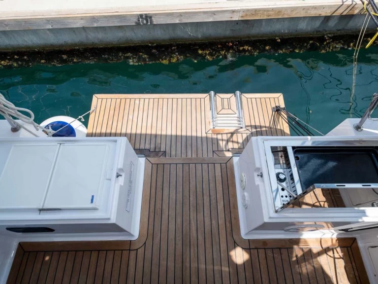 Louer Voilier avec ou sans skipper Elan à Pula