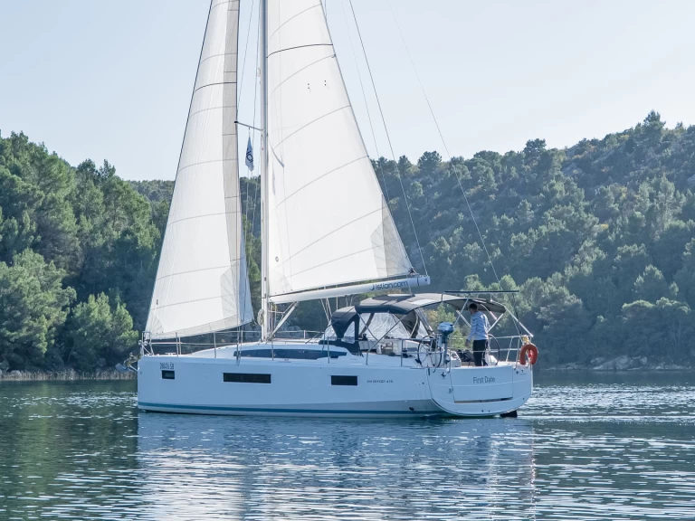 Location bateau Jeanneau Sun Odyssey 410 à Skradin sur Samboat