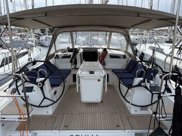 Location bateau Bénéteau Oceanis 40.1 à Biograd na Moru sur Samboat