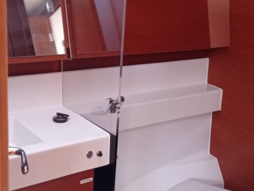 Location Voilier Jeanneau avec permis