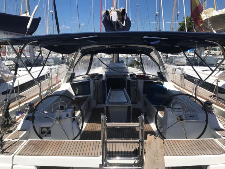 Louez un Bénéteau Oceanis 45 à Palma de Majorque
