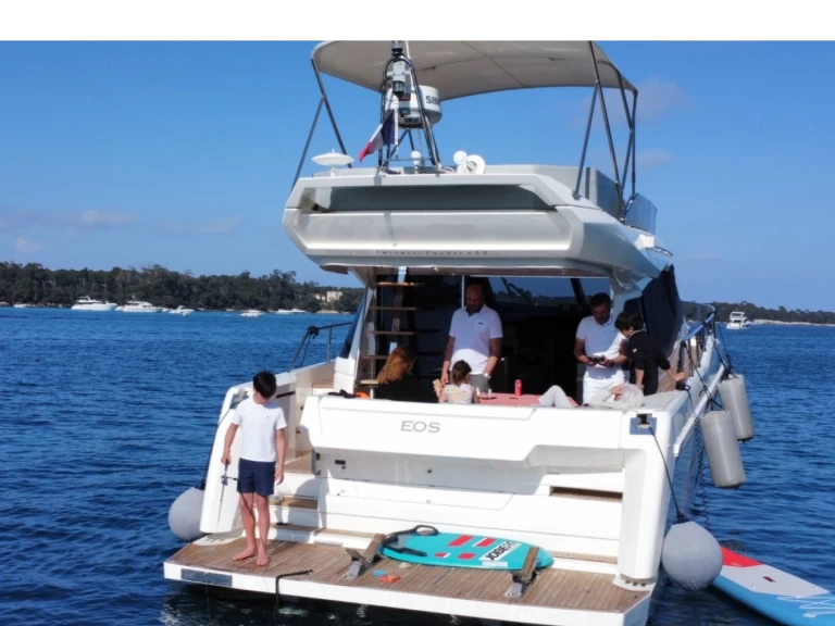 Ferretti 450 FLY a louer à La Napoule