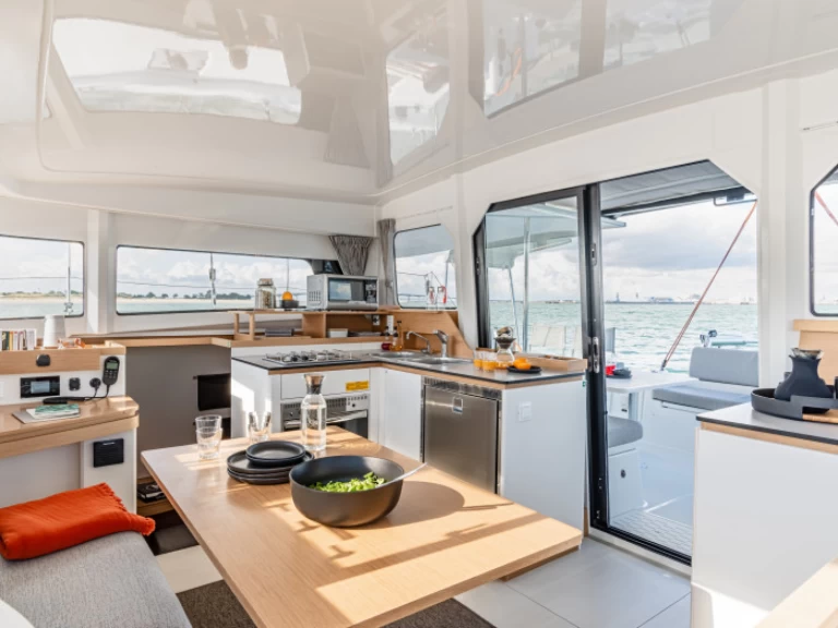 Location Catamaran Excess avec permis