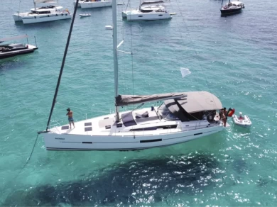 Hire Sailboat Dufour with a boat licence