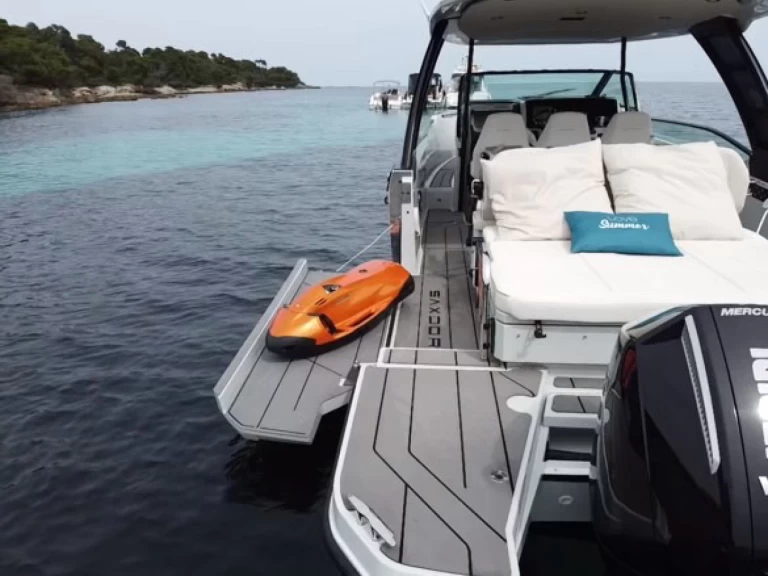 Location Bateau à moteur à Golfe-Juan - Saxdor Saxdor 320 GTO