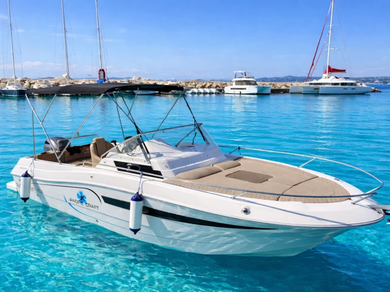 Location à Saint-Laurent-du-Var - Pacific Craft Pacific Craft 700 SC sur SamBoat