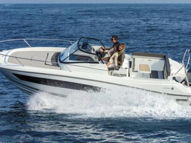 Louez un Bénéteau CAP CAMARAT 7,5 W.A à Arzon