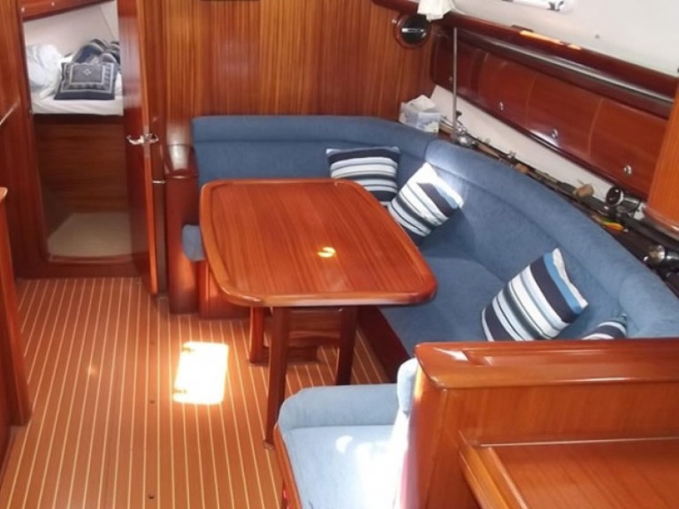 Location bateau Bavaria Bavaria 38[G] à Álimos sur Samboat