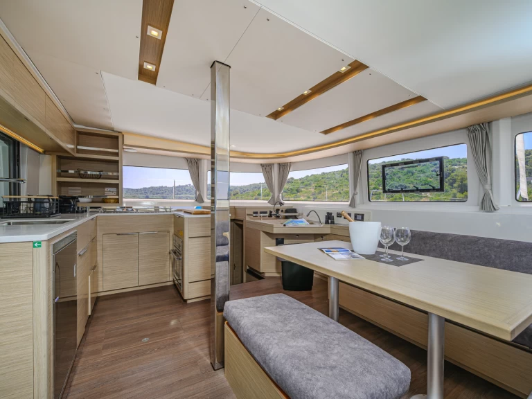 Location Catamaran Lagoon avec permis