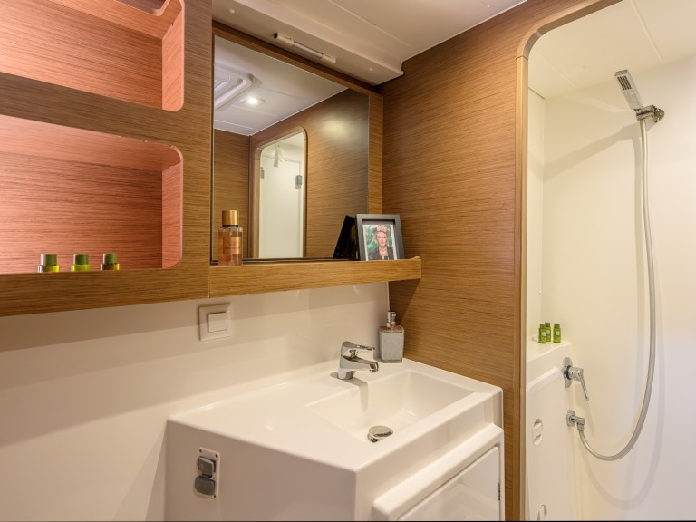 Location Catamaran Lagoon avec permis