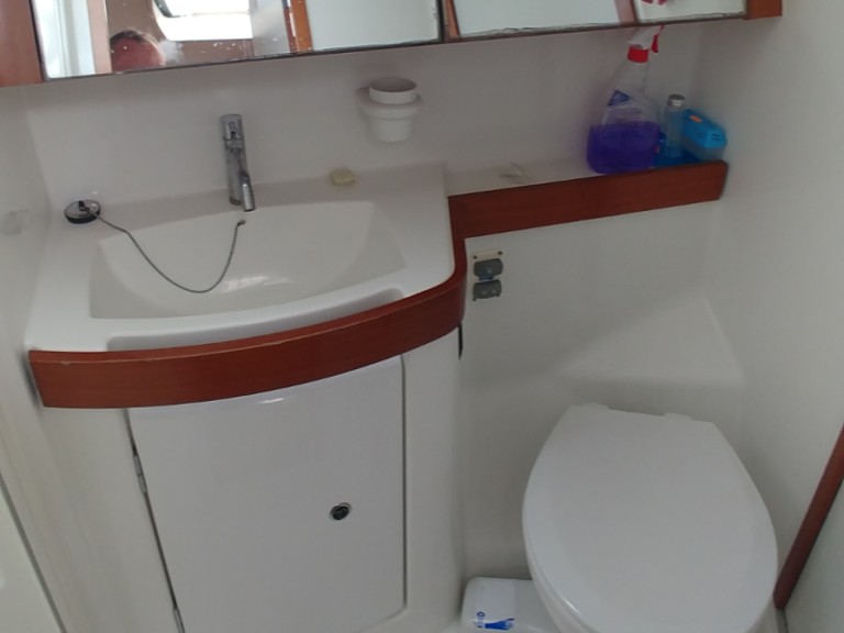 Location bateau Bénéteau Oceanis 40 à Zakynthos sur Samboat