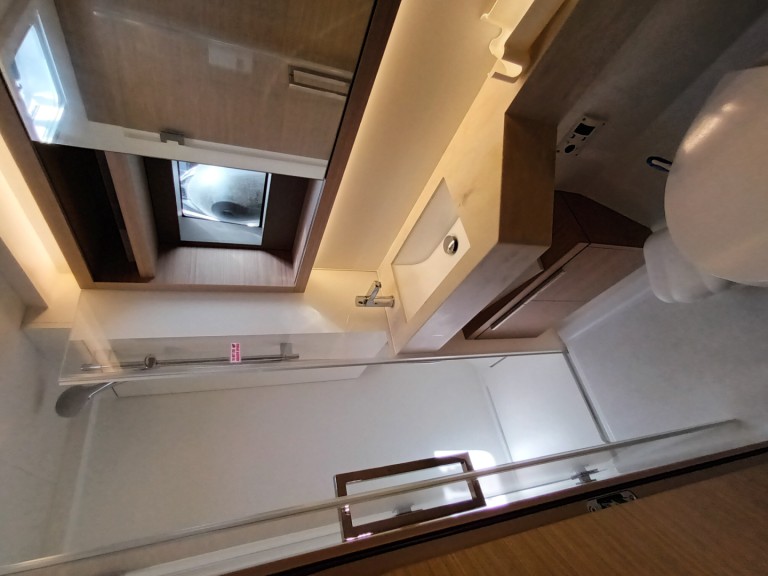 Louer Catamaran avec ou sans skipper Lagoon à Álimos