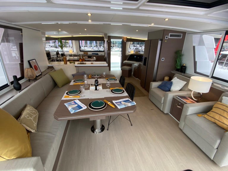 Location bateau Olbia pas cher Bali 5.4