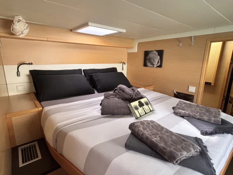 Louer Catamaran avec ou sans skipper Lagoon à Capo d'Orlando