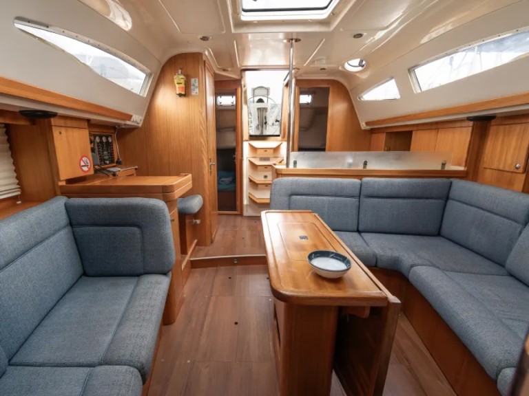 Louez un Elan Elan 384 à Préveza