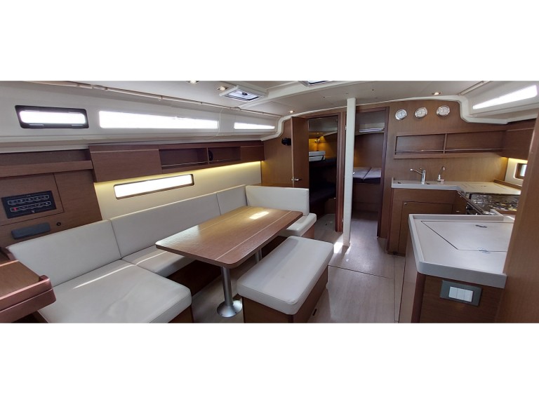 Location Voilier à Olbia - Bénéteau Oceanis 40.1