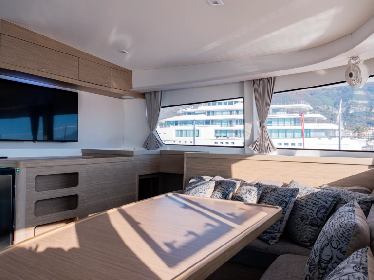 Location bateau Lagoon Lagoon 42 à Tivat sur Samboat