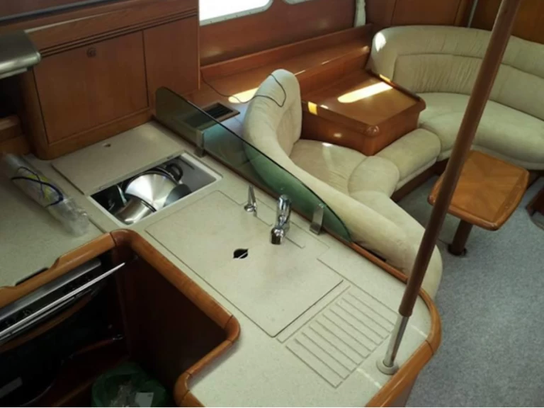 Louez un Jeanneau Sun Odyssey 54 DS à Pisticci