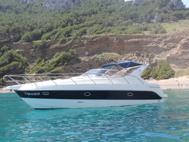 Bateau à moteur à louer à Port d'Alcudia au meilleur prix