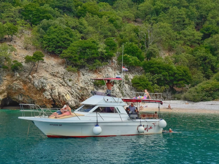 Location bateau Arcoa Arcoa 1080 Fishing à Opatija sur Samboat