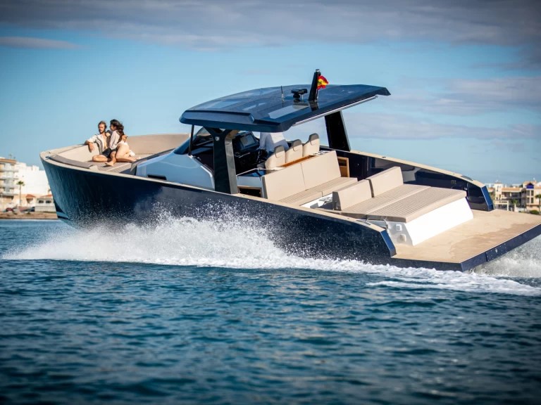 Louez un Tesoro Yachts T40 à Cavalaire-sur-Mer