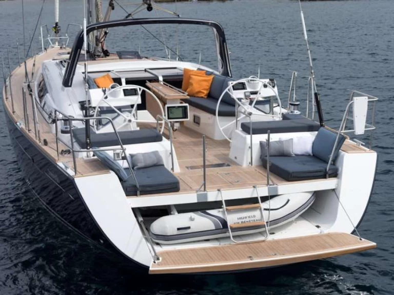 Location Voilier à Port Cogolin - Bénéteau Oceanis 60