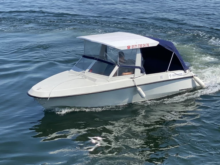 Louez un Tagescharter Lotus à Waren (Müritz)