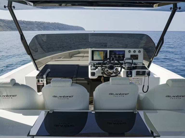 De Antonio D42 a louer à Alyki