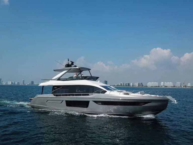 Location bateau Azimut Azimut 68 Fly à Miami sur Samboat