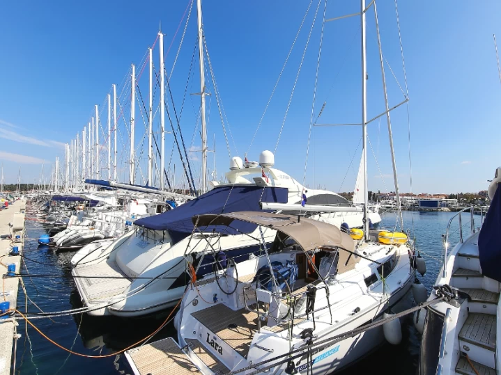 Location bateau Bavaria Cruiser 34 à Zadar sur Samboat