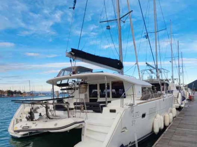 Location bateau Lefkáda pas cher Lagoon 400 S2