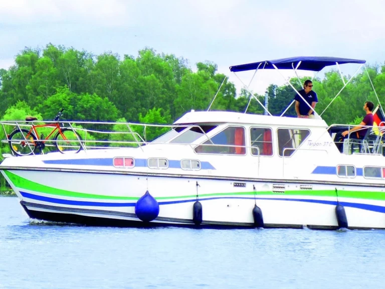 Louez un  Tarpon 37 N à Lübz