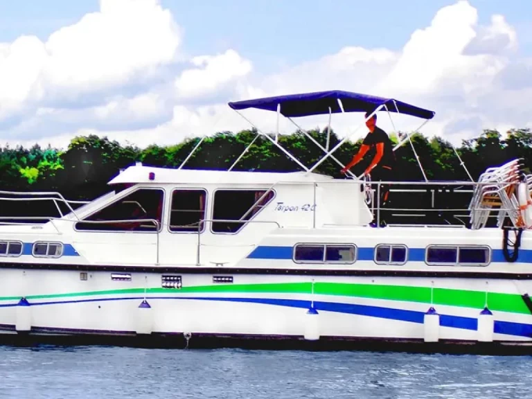 Location bateau Lübz pas cher Tarpon 42 N